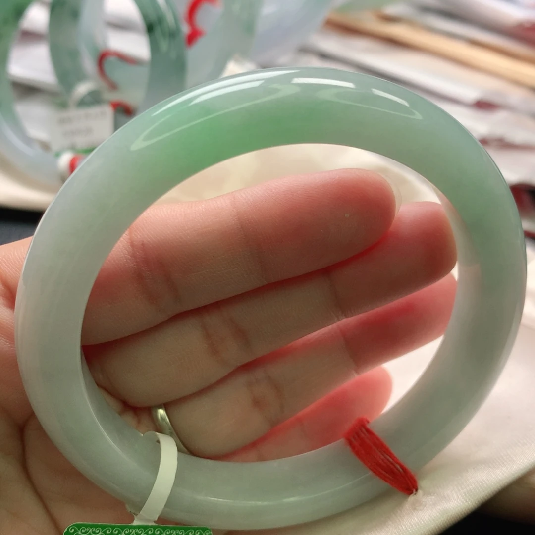 翡翠未镶嵌手镯缅甸61