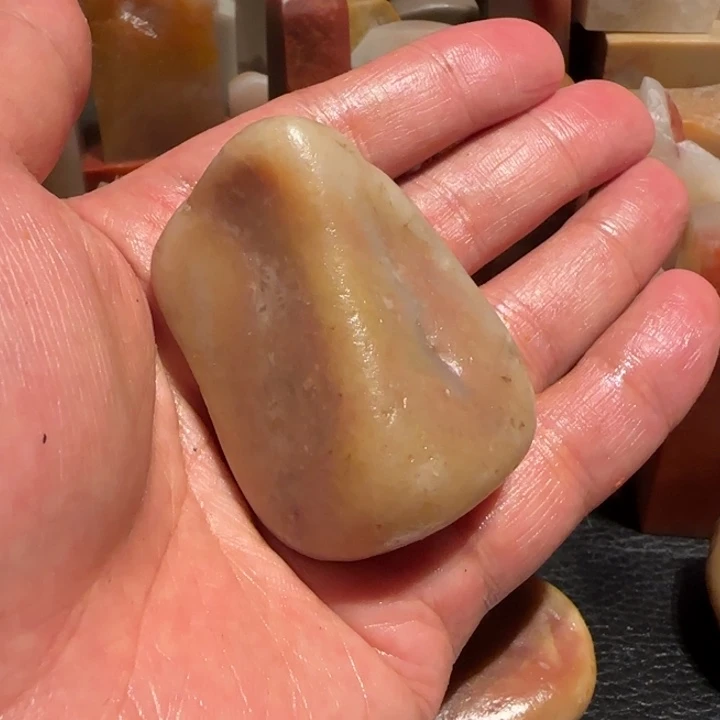 老挝石闲***月田黄原石，