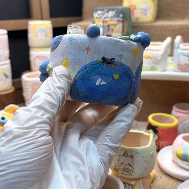 580蓝莓花盆手绘花盆