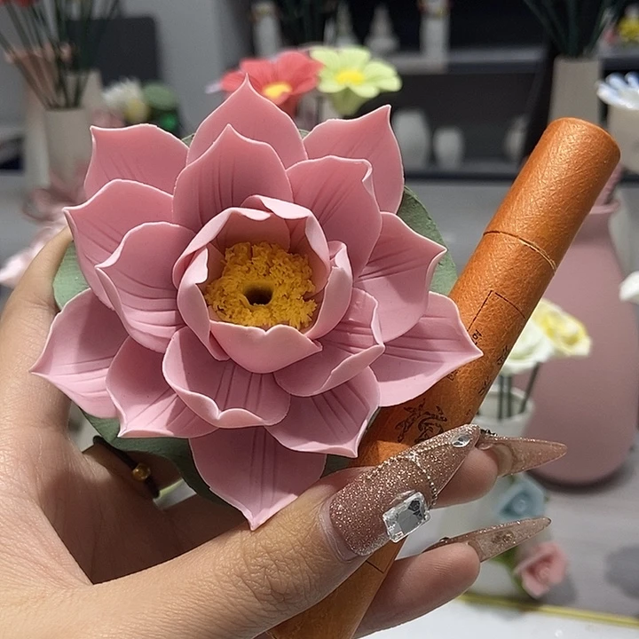 陶瓷纯手工捏花设计