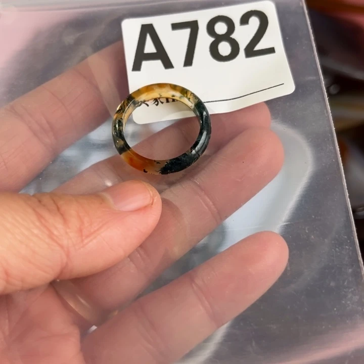 玛瑙/玉髓未镶嵌珠宝奇石