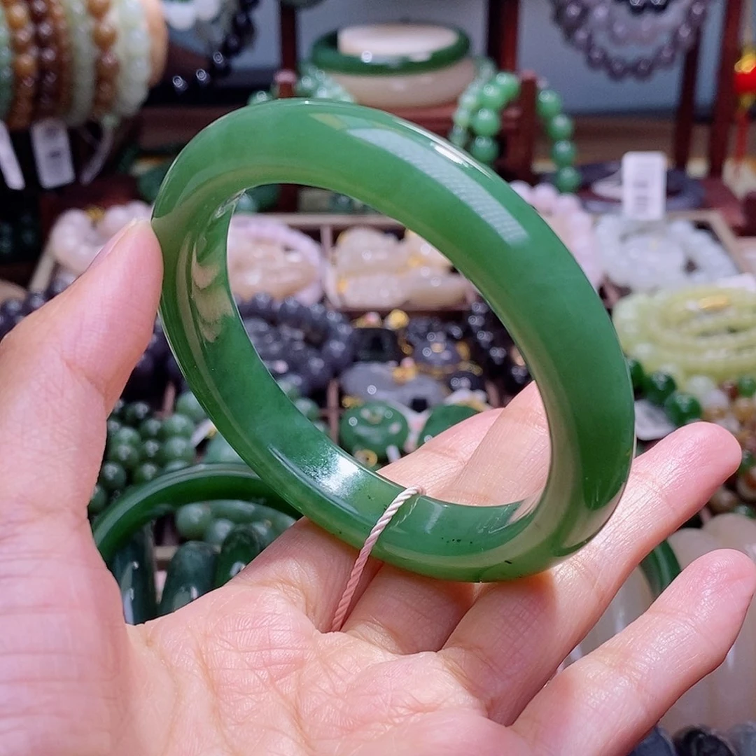 和田玉未镶嵌颈饰s****静57孤品清货价碧玉果绿色手镯