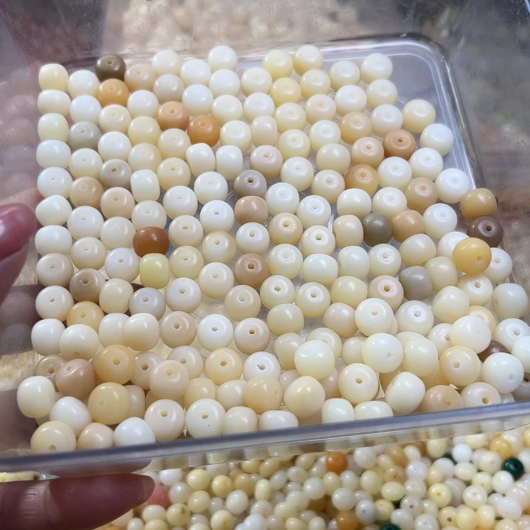 白玉菩提吊坠盛*混15元