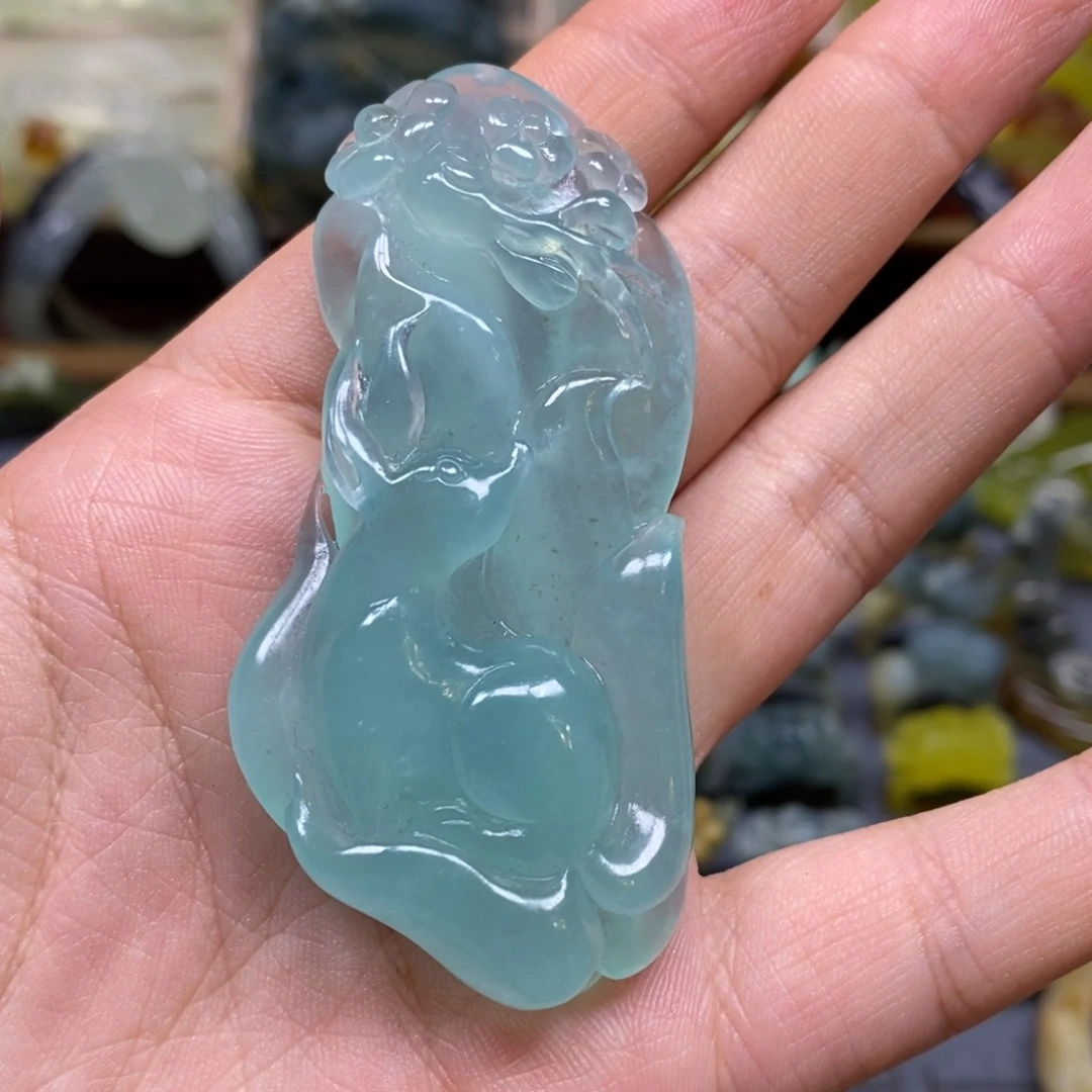蛇纹石玉未镶嵌颈饰王*美