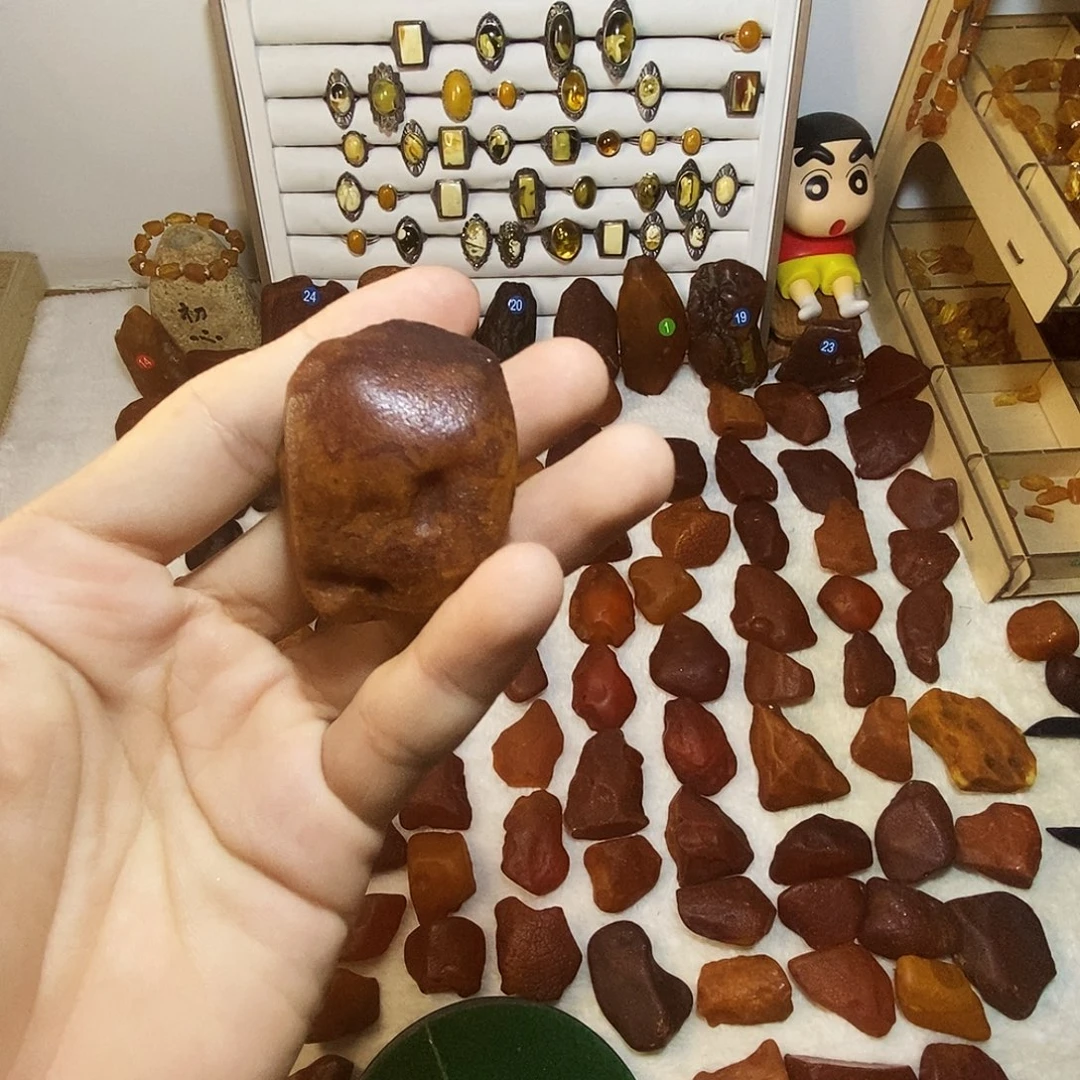 裸石琥珀未镶嵌蜜蜡