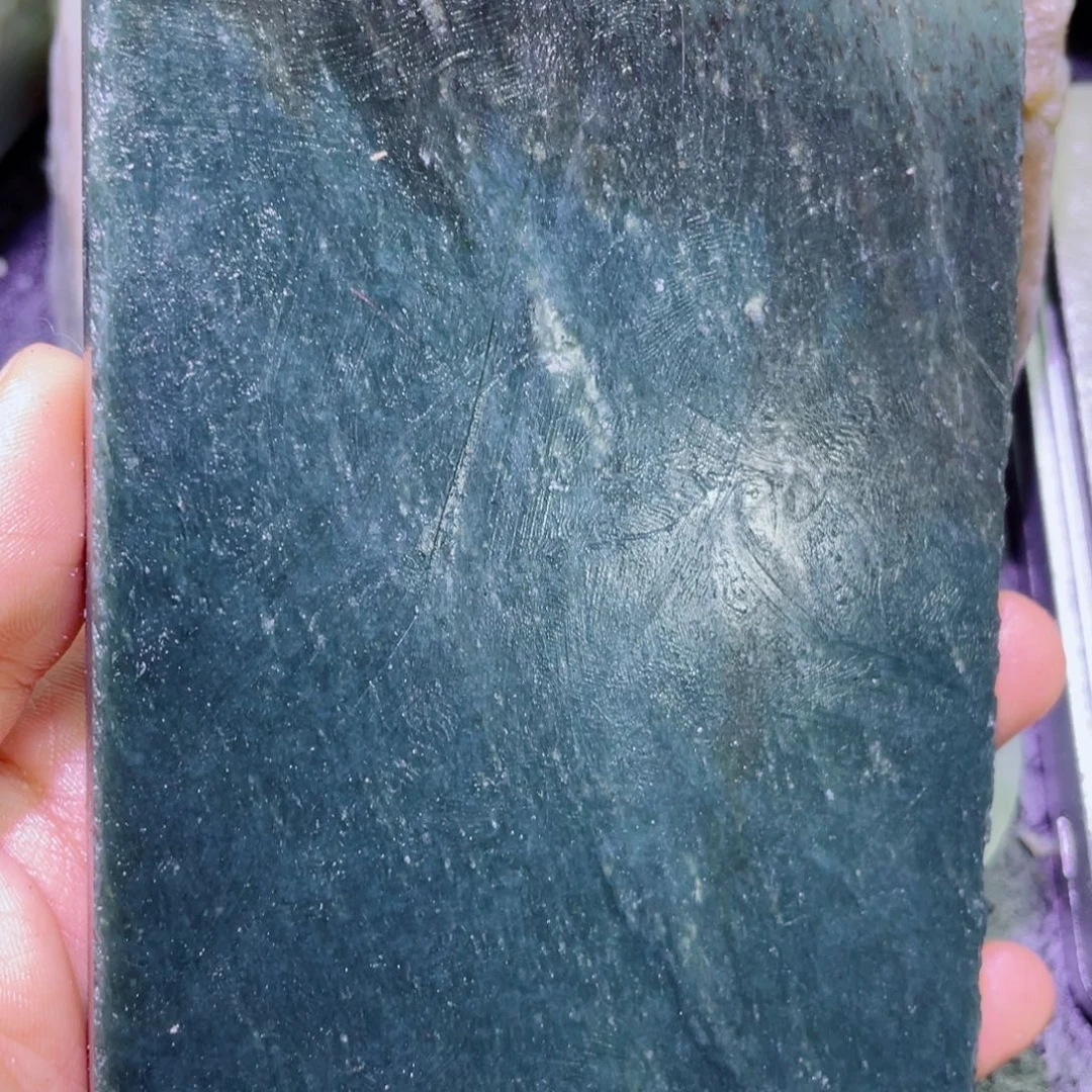 和田玉未镶嵌珠宝半成品