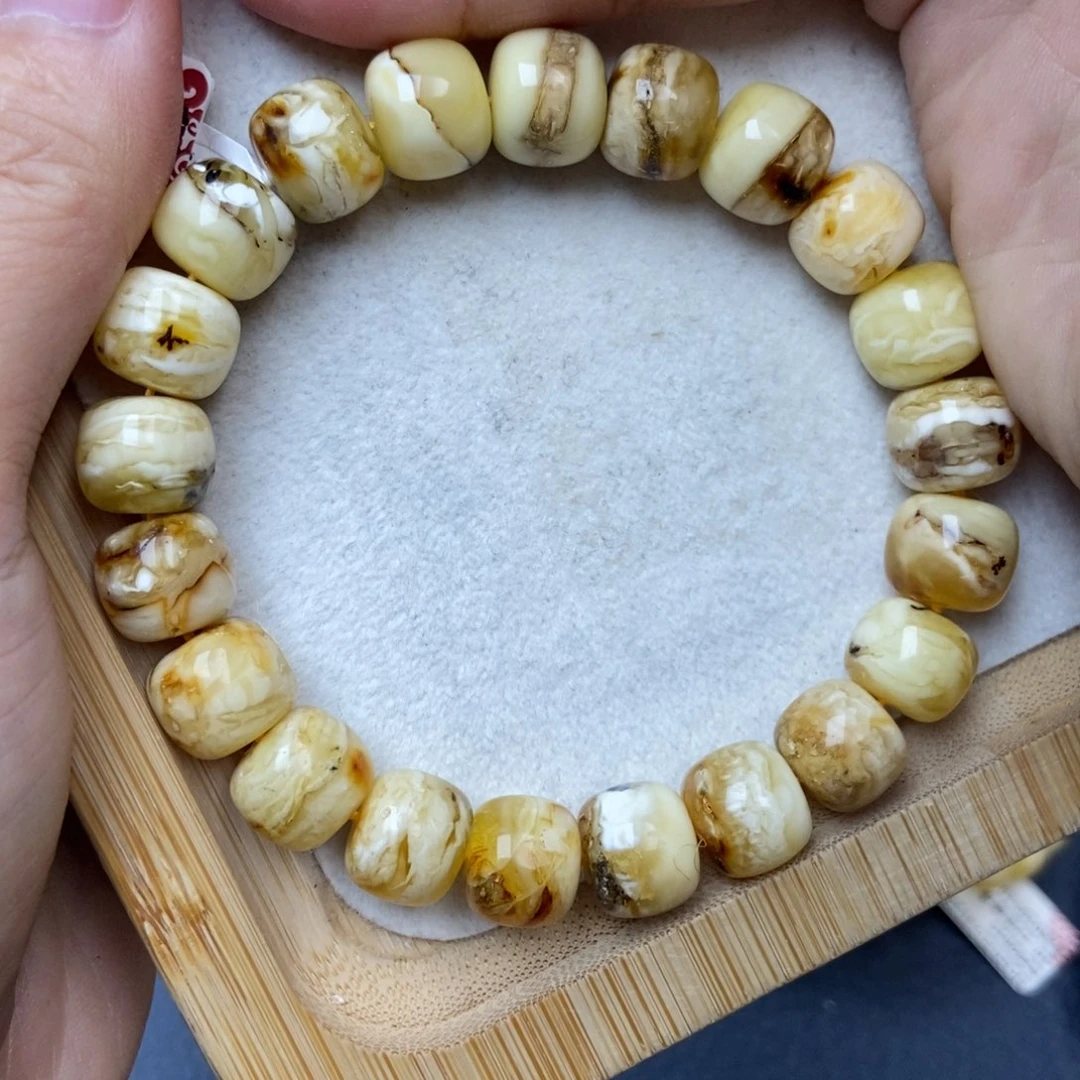 未镶嵌蜜蜡珠宝奇石25