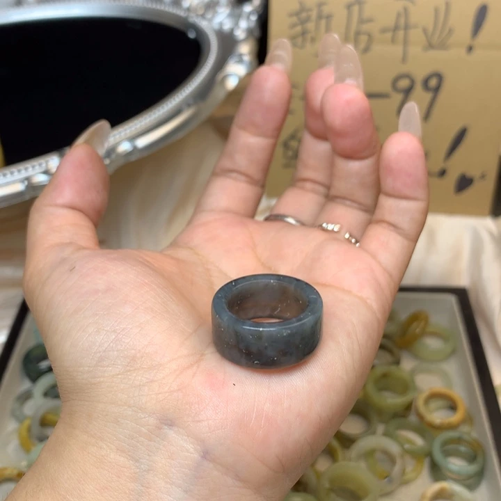 D***合金蛇纹石玉戒指