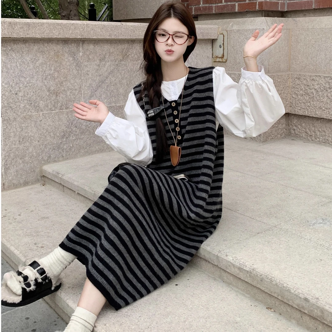 韩系条纹针织马甲背心连衣裙女春秋氛围感穿搭宽松叠穿毛衣长裙子