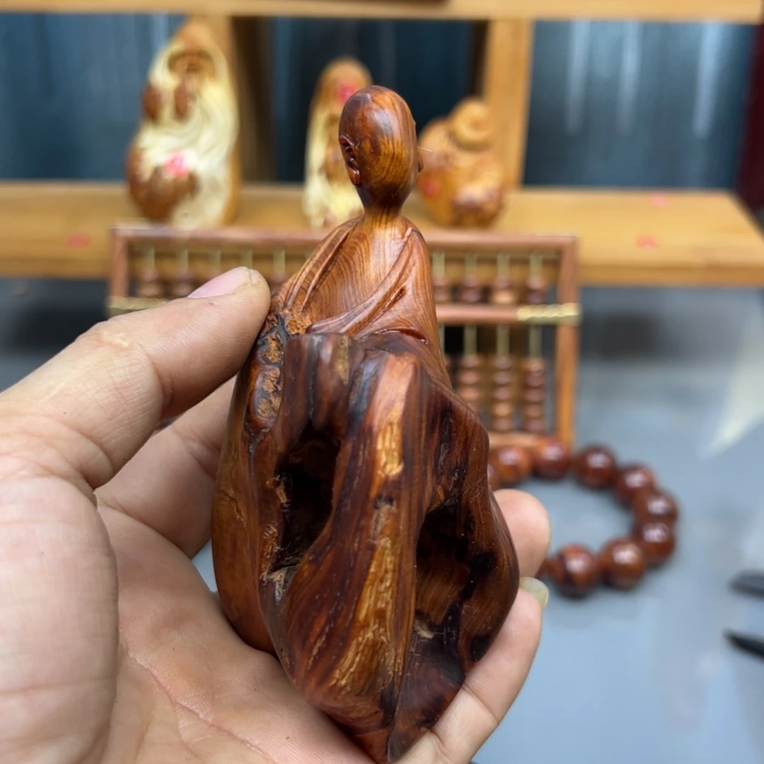 名***锅木崖柏木摆件手把件