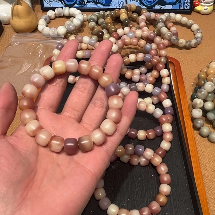 吊坠菩提根/象牙果桃花坞