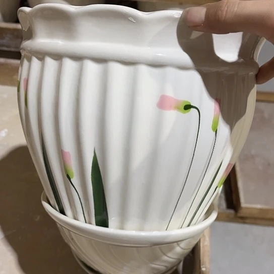 多肉绿植陶瓷花盆9.9包邮，有孔，微瑕