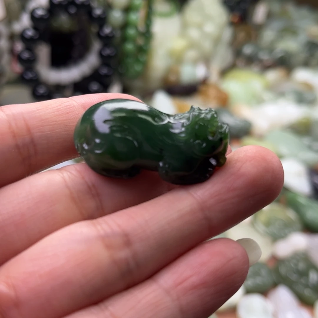 和田玉未镶嵌吊坠(不含链)