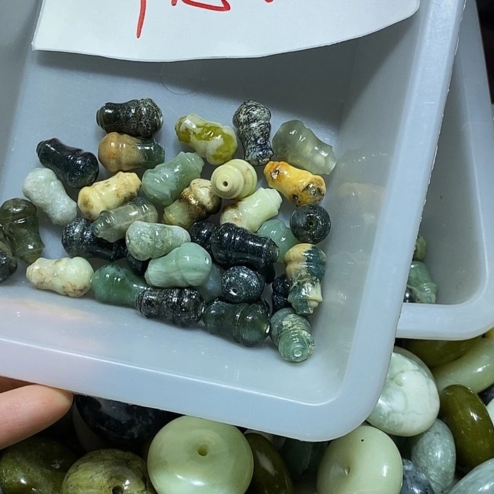 未镶嵌蛇纹石玉车挂82