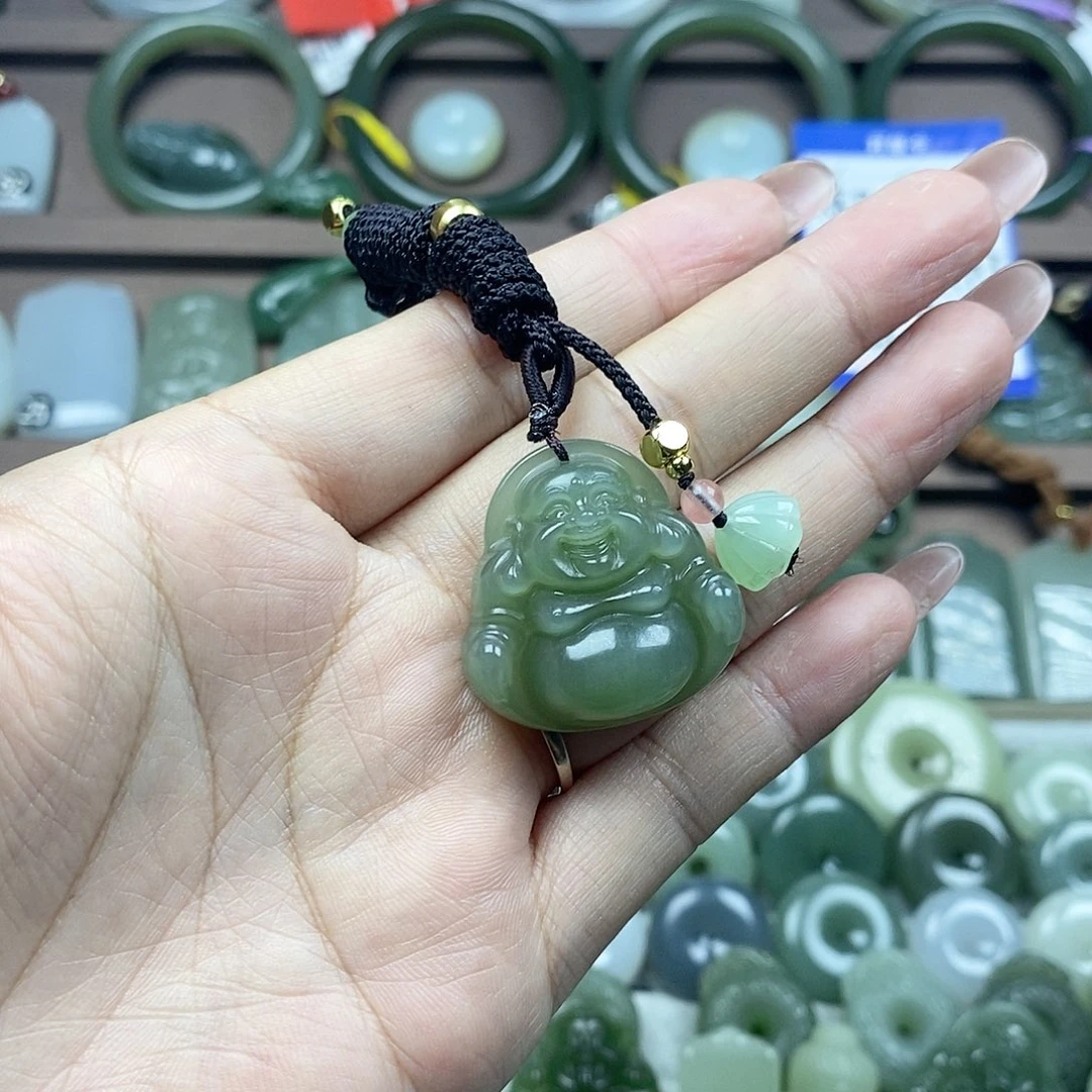 嘉***丶颈饰未镶嵌和田玉佛公1802