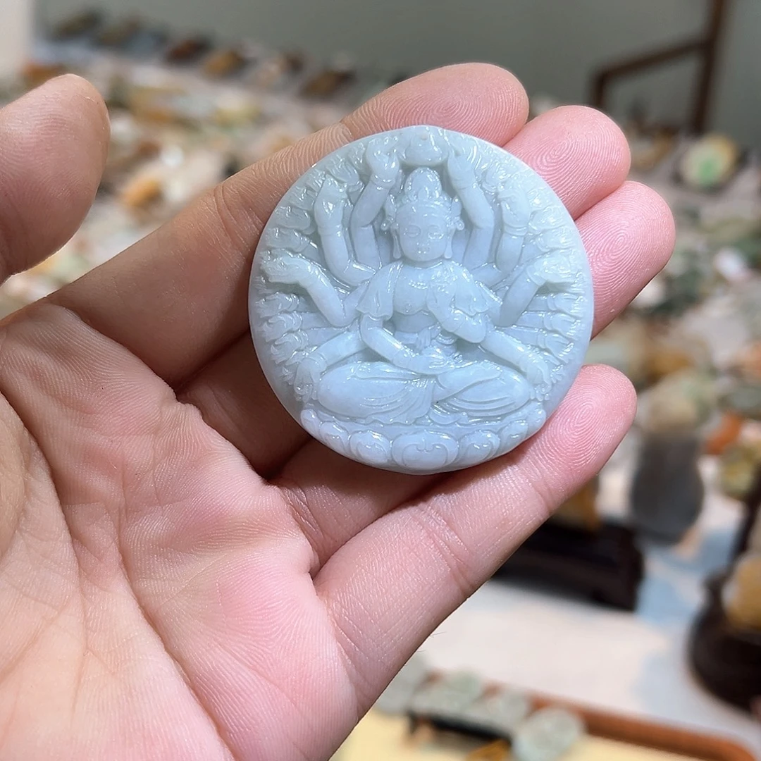 翡翠未镶嵌颈饰挂件