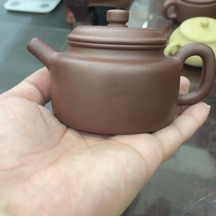 紫砂茶壶哈哈哈哈哈我真的好喜欢这个