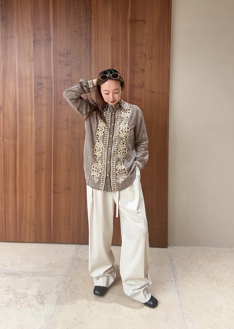 MAISON HOTEL刺绣条纹长袖衬衫 WENDYZ