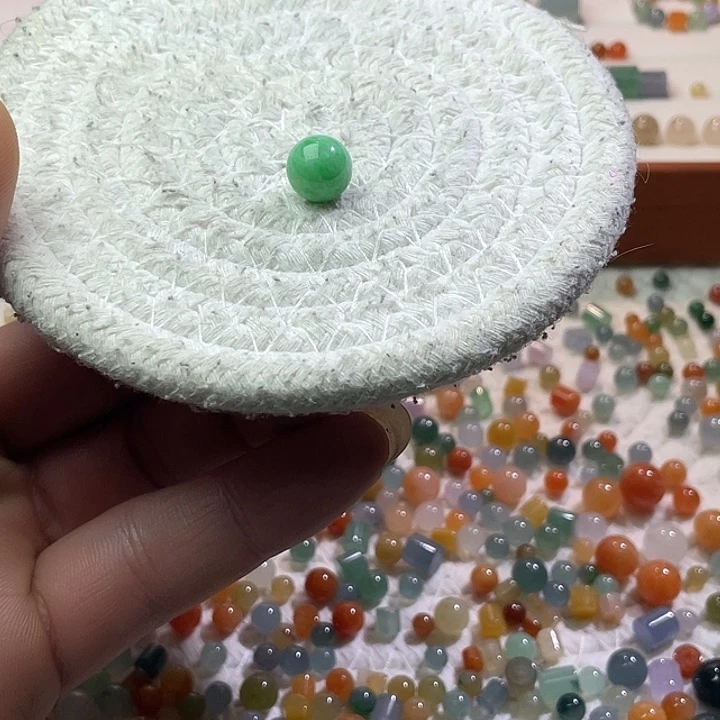 翡翠散珠未镶嵌定制翡翠卡10.3