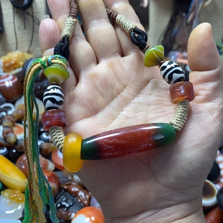 玛瑙/玉髓未镶嵌颈饰