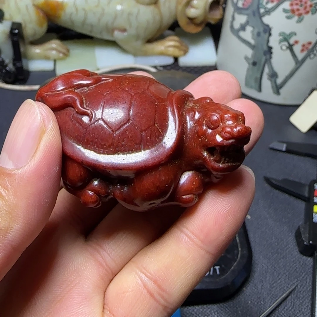 和田玉未镶嵌把件