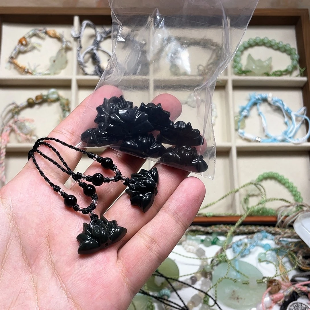 合金蛇纹石玉颈饰