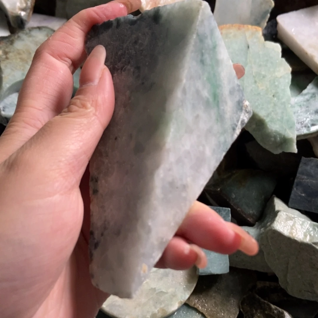 翡翠未镶嵌挂件天然翡翠