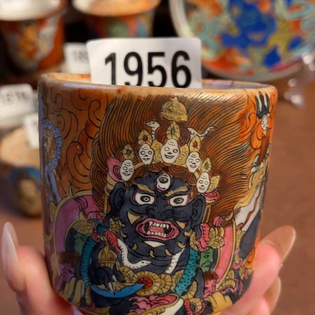 凌***景德镇纯手工制作陶瓷1956