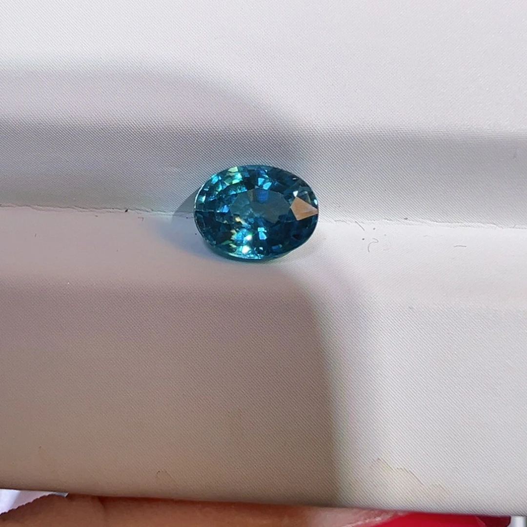 裸石天然锆石未镶嵌1.9ct风信子