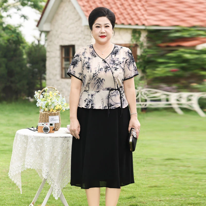 大码女装中年夏气质中袖假俩件连衣裙洋气宽松显瘦遮肚子妈妈裙子