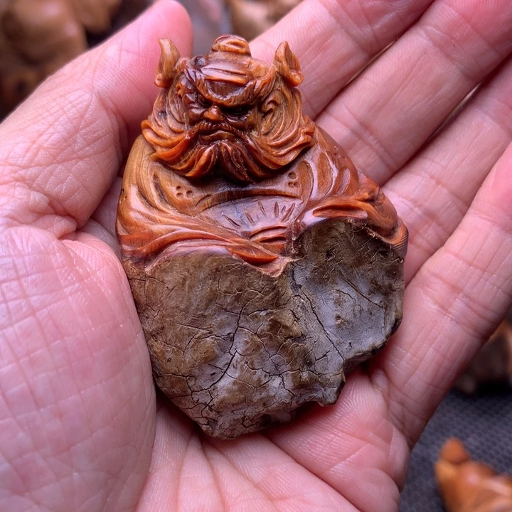 柏木（崖柏）崖柏陈化料手把件