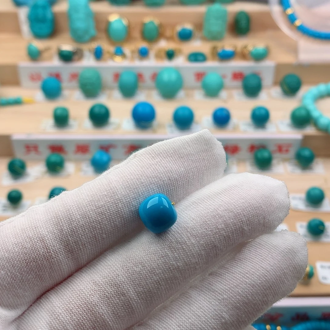 绿松石未镶嵌珠宝奇石9.4-8.5