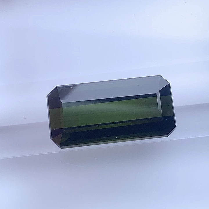 碧玺未镶嵌珠宝半成品11.5克拉