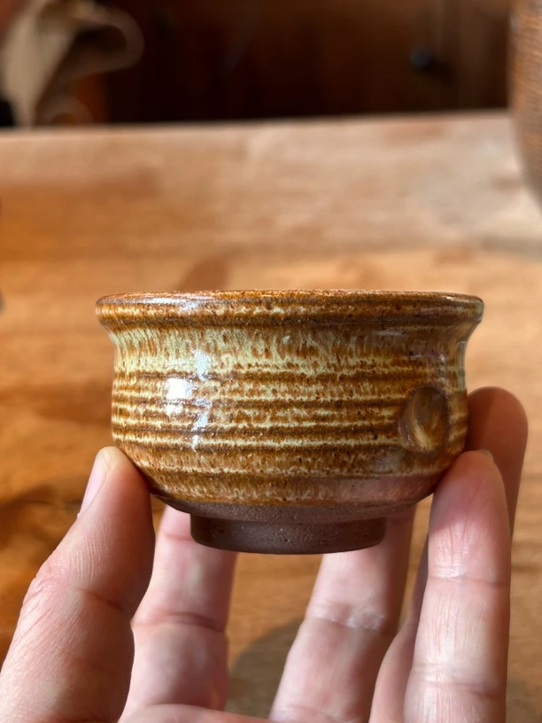 酱色釉纯手工压手杯