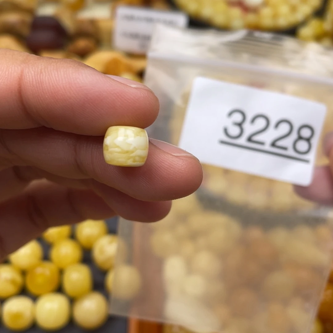 琥珀珠宝奇石未镶嵌S****u