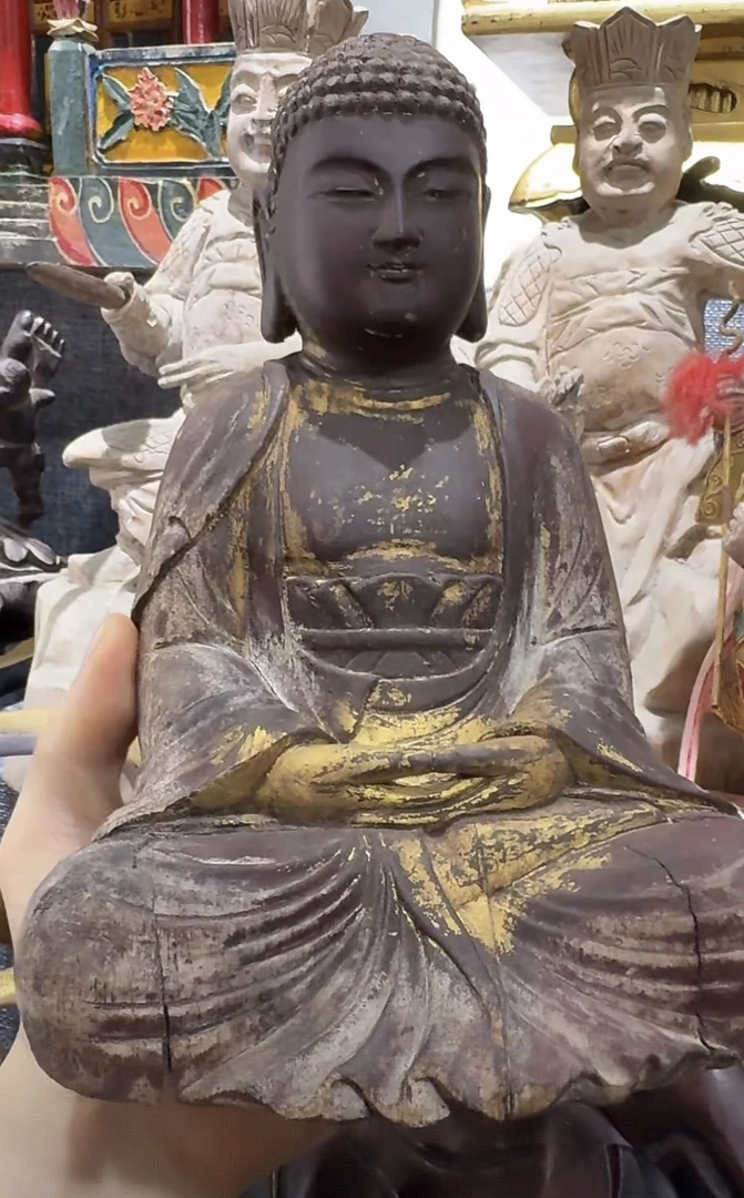 老木雕佛祖一尊好