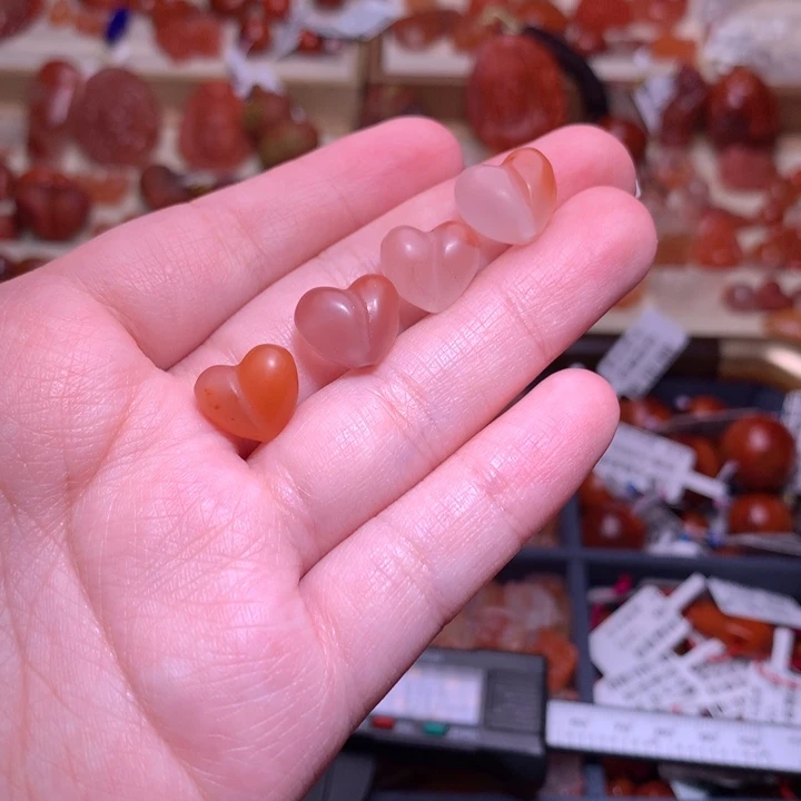 南红玛瑙未镶嵌珠宝半成品屁桃组合