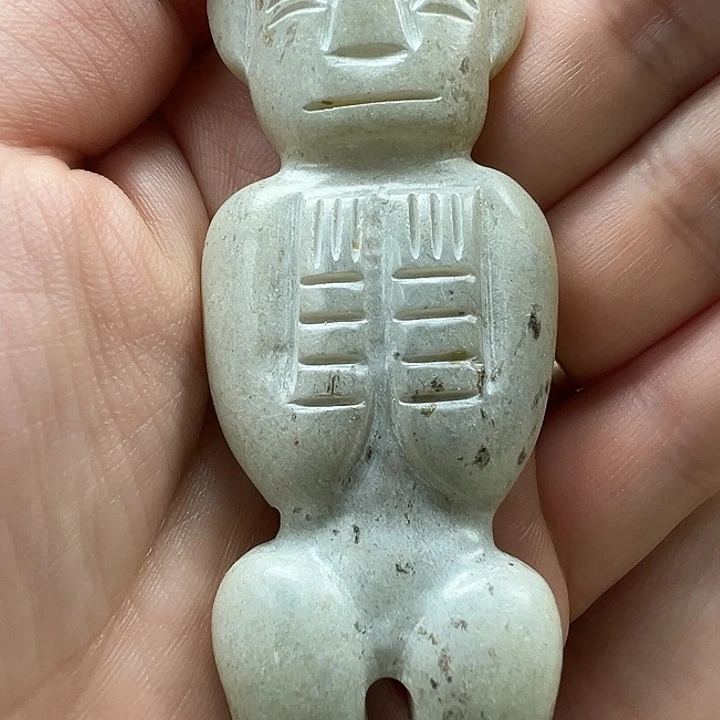 岫岩老玉（透闪石质玉）未镶嵌颈饰