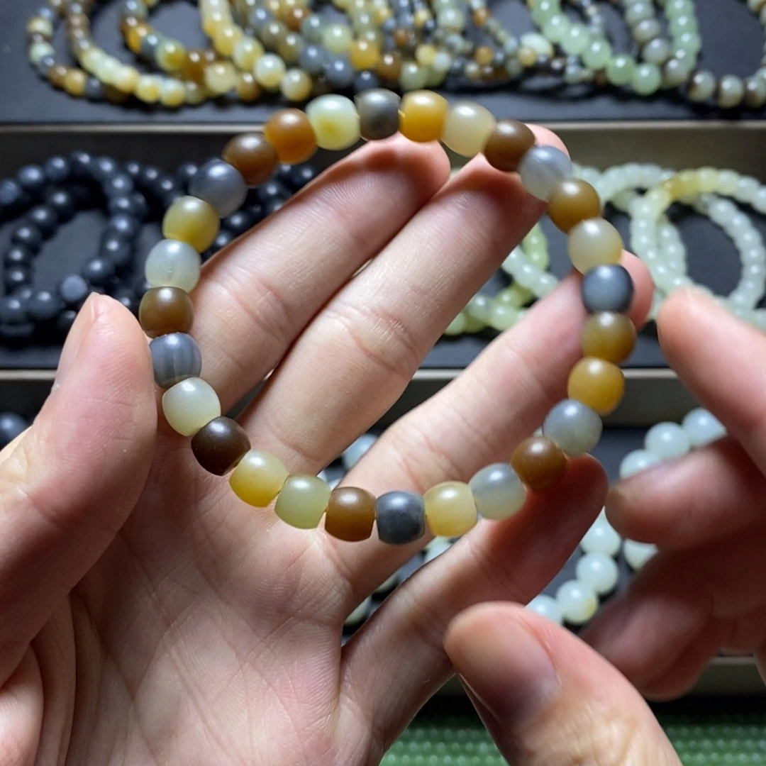 和田玉未镶嵌手链