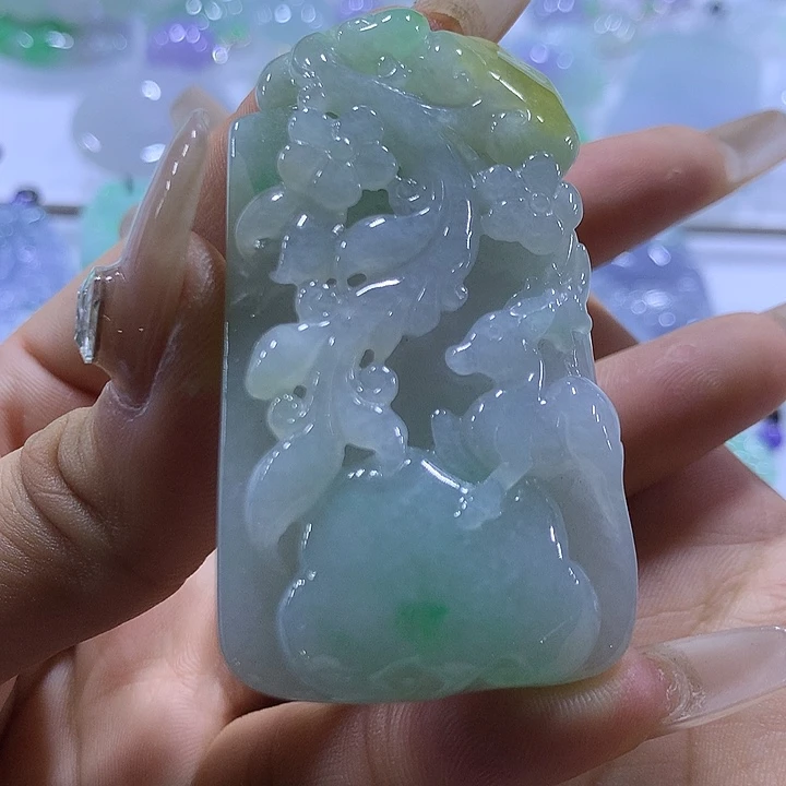 翡翠未镶嵌颈饰天然翡翠A货吊坠