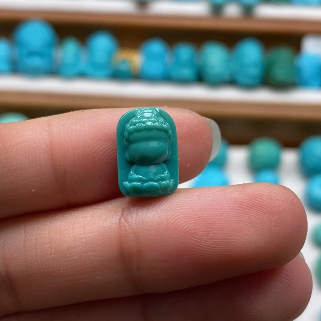 绿松石颈饰未镶嵌