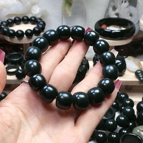 未镶嵌手串和田玉