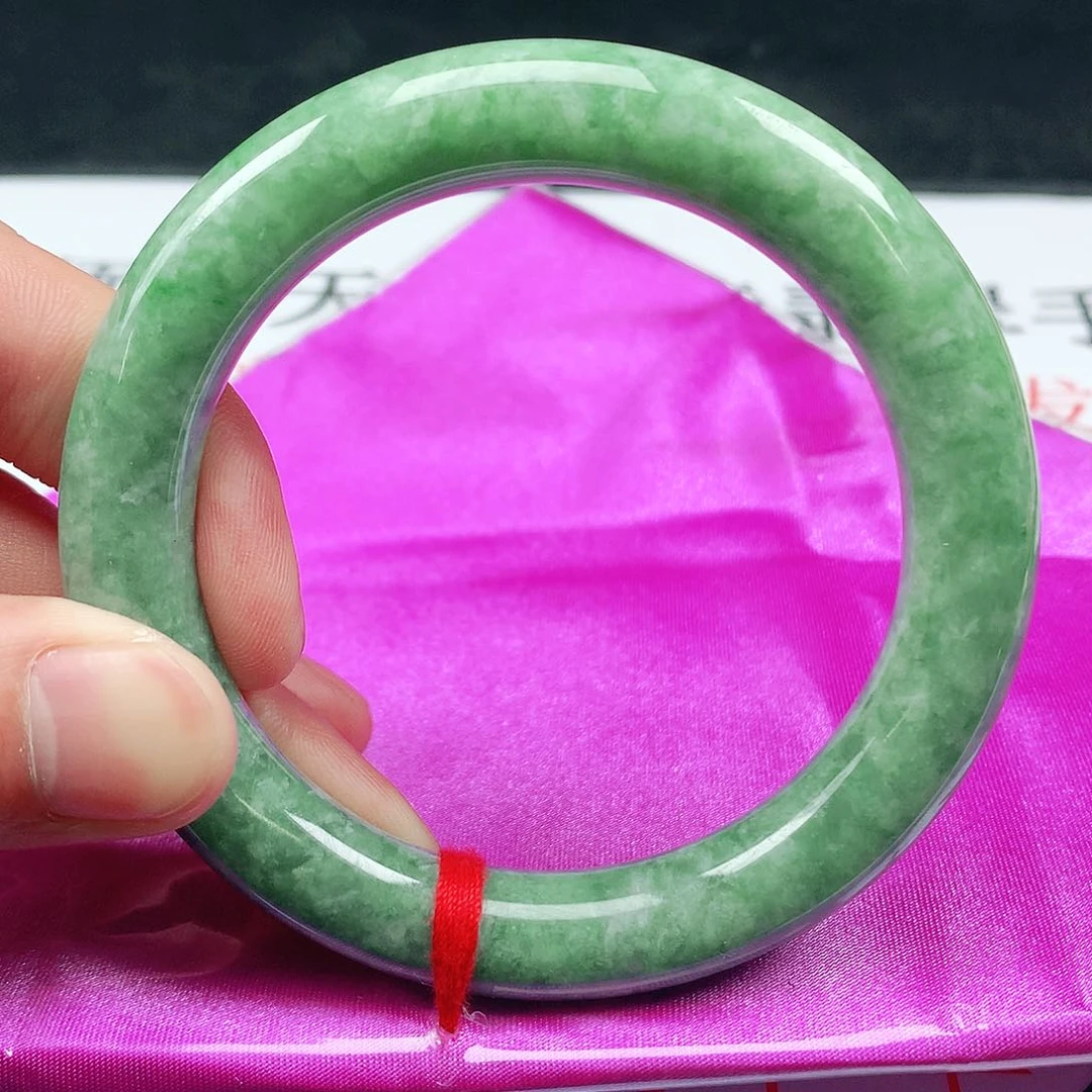 翡翠手镯未镶嵌圈56