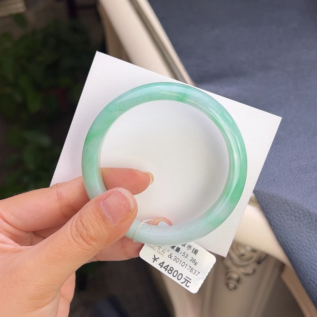 未镶嵌手镯翡翠56阳绿