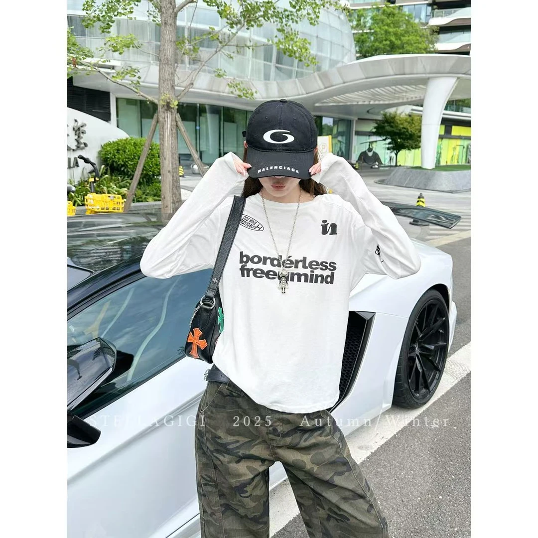 SG / 杨依姗 AW美式字母印花圆领长袖T恤T-20251336