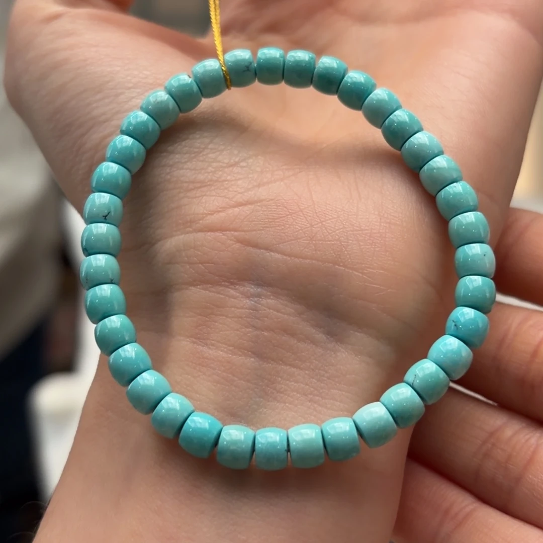 绿松石未镶嵌颈饰