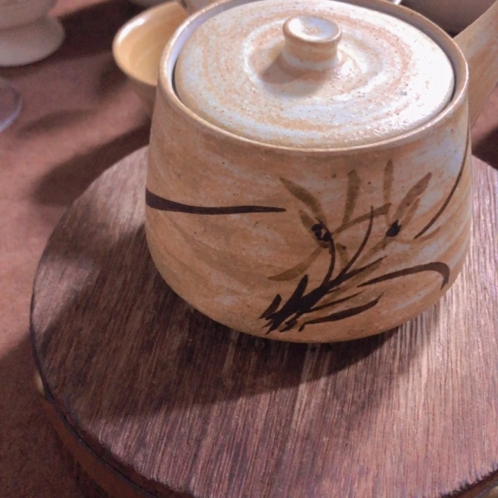 磁州窑纯手工侧把壶有瑕