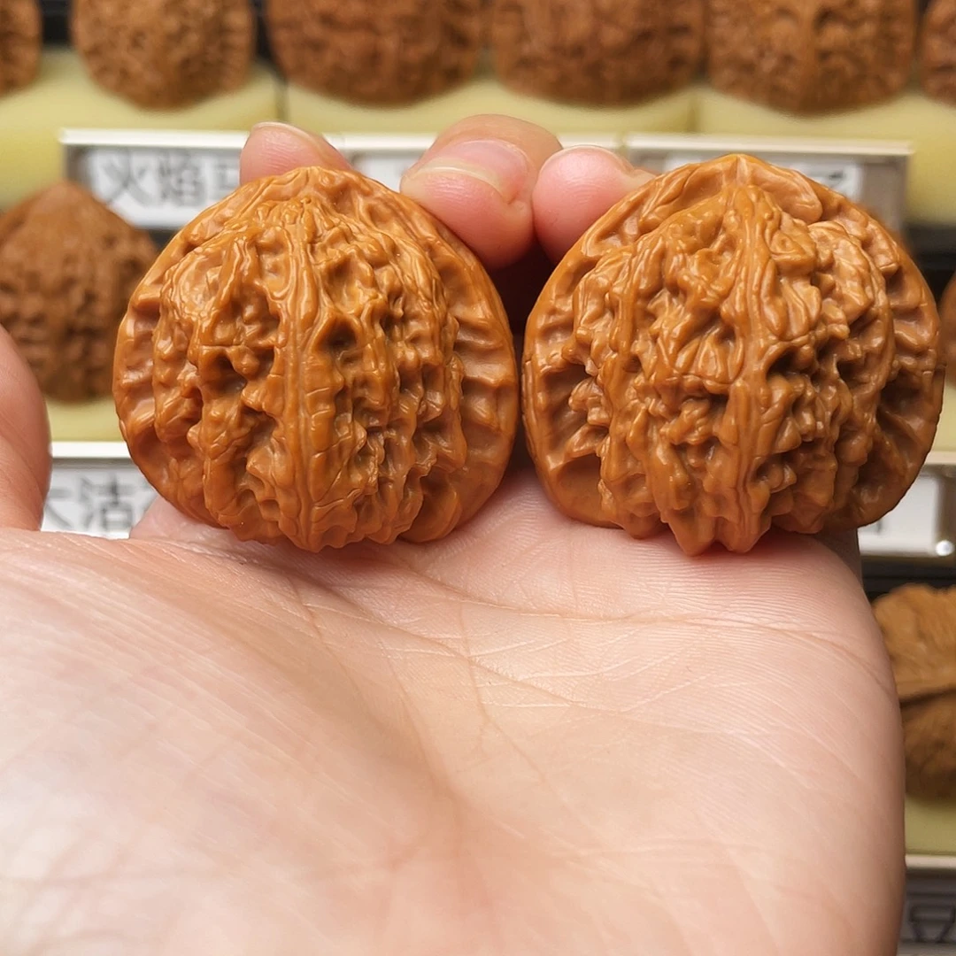 吊坠文玩核桃三角白41尺678