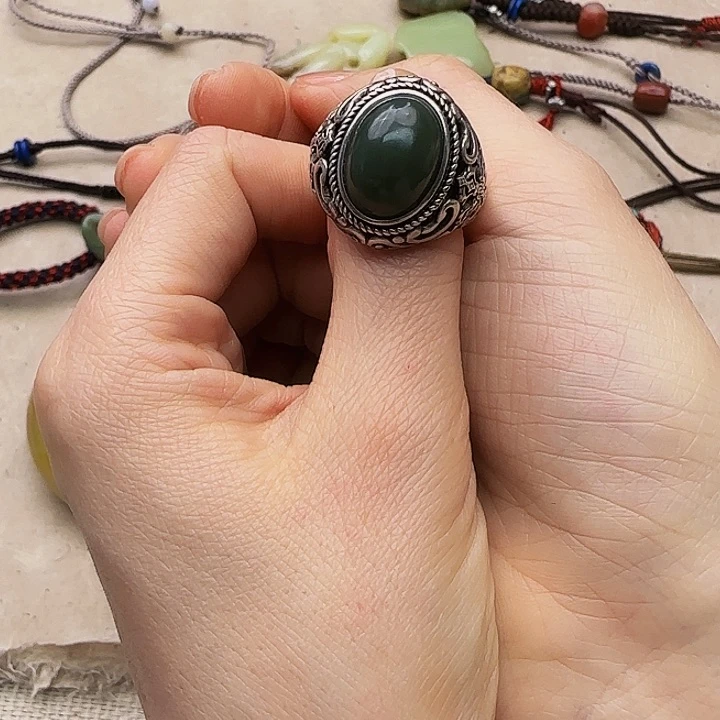 和田玉戒指未镶嵌赔****咩