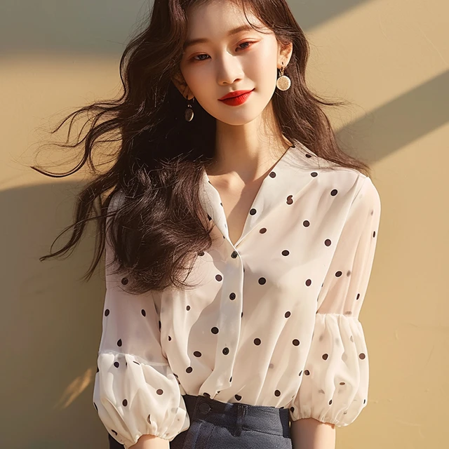 法式时尚洋气薄款高级感上衣轻熟法式小众白色波点雪纺衬衫女夏季